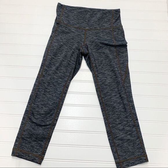 Athleta Heather Grey Crop Leggings Size XS - Picture 2 of 9